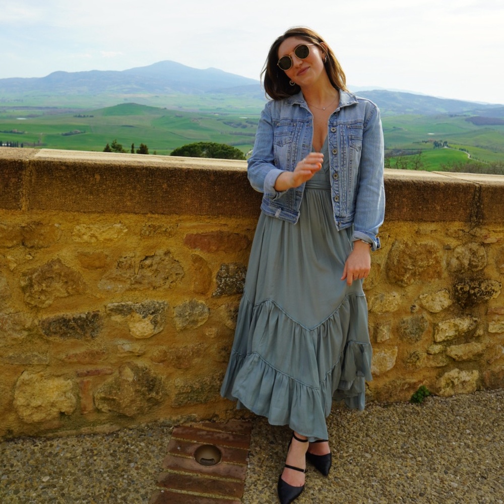 Storia Flowy blue maxi dress